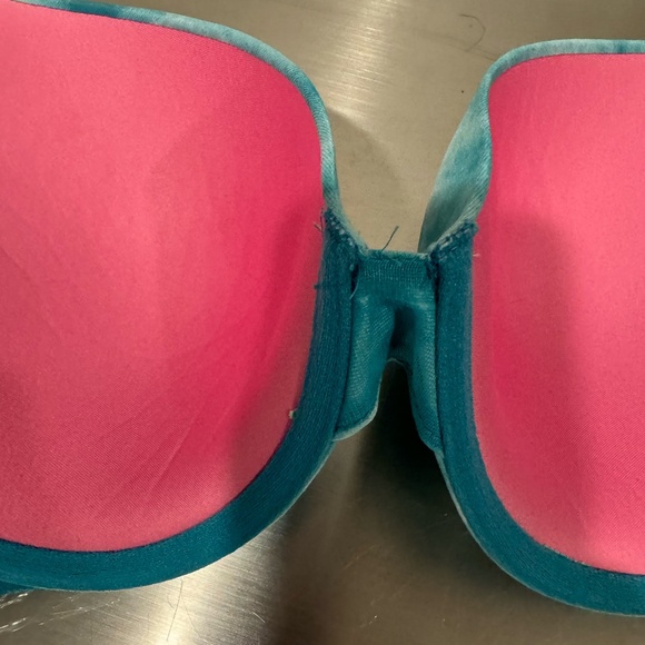 Set of two Pink by Victoria Secret Wear Everywhere Push-up Bras - Picture 6 of 16